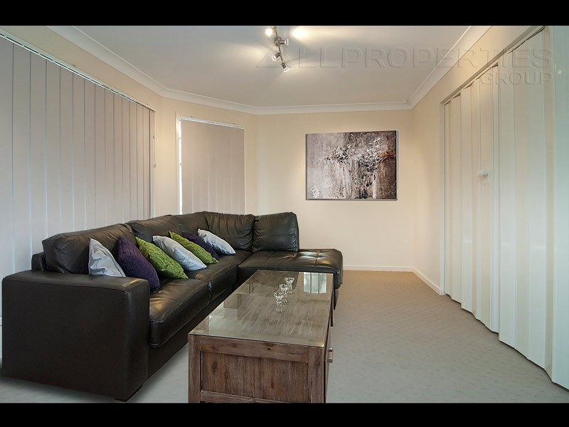 8 Bass Court, Drewvale QLD 4116