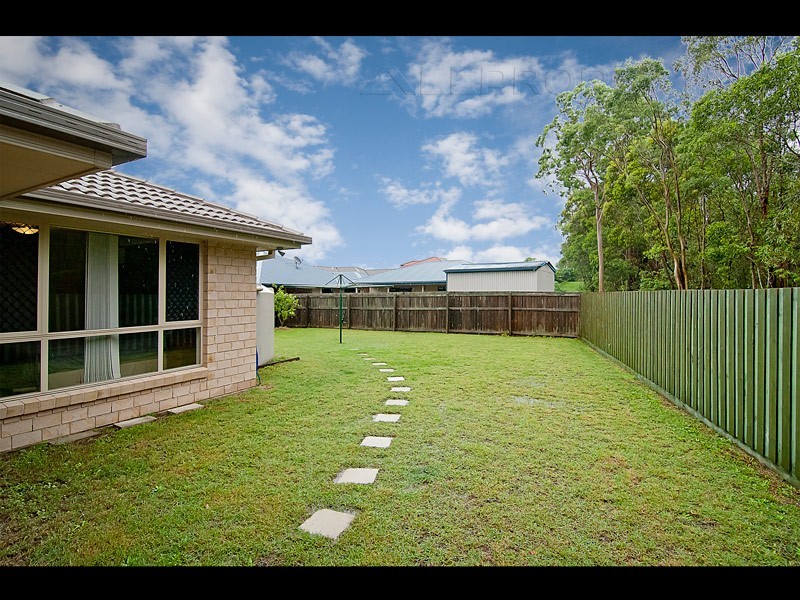 8 Bass Court, Drewvale QLD 4116