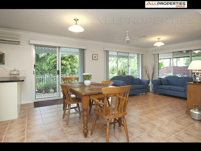 28 Paterson Place, Forest Lake QLD 4078