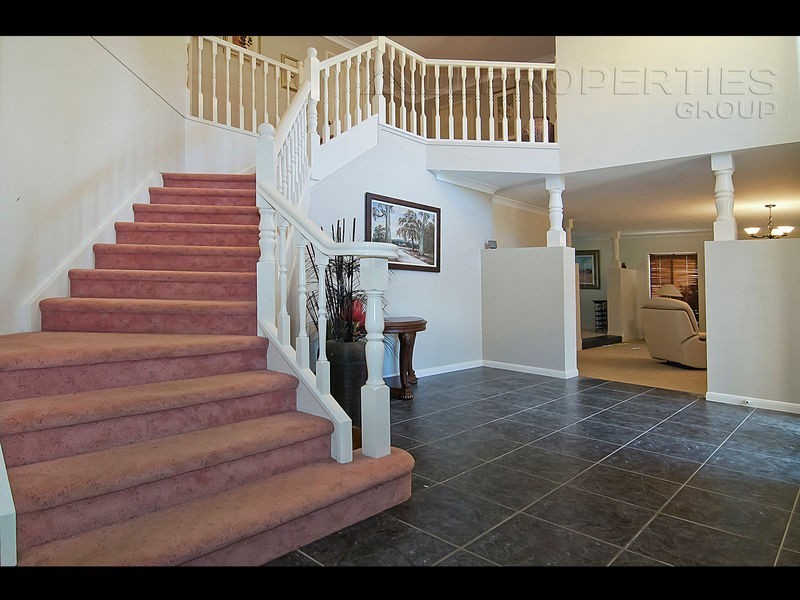 11-17 Creekside Ct, Forestdale QLD 4118