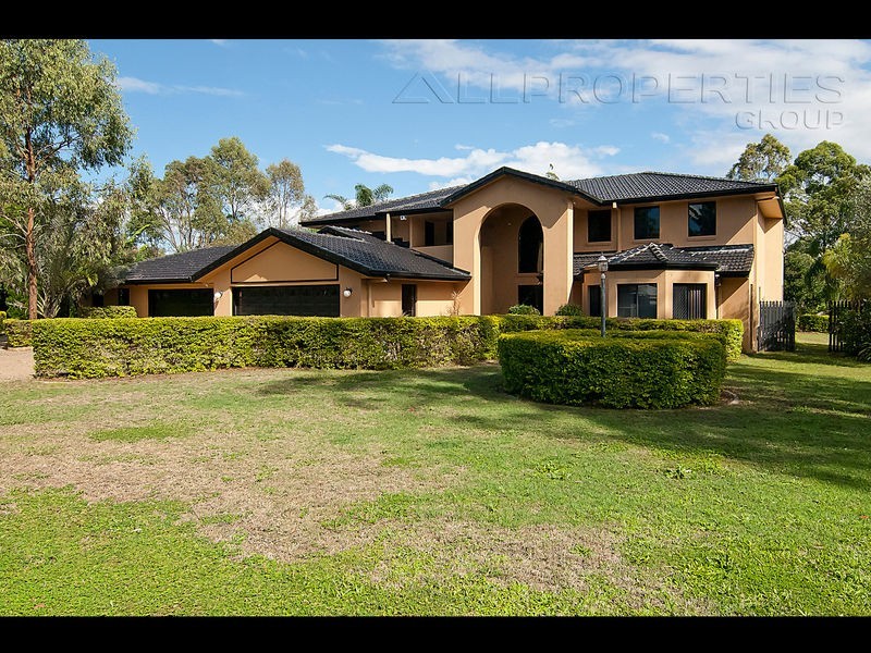 11-17 Creekside Ct, Forestdale QLD 4118