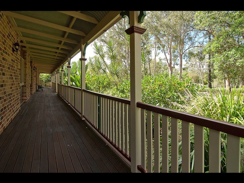 57 Paradise Rd, Forestdale QLD 4118