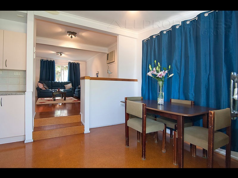 30 Timbertop Ave, Browns Plains QLD 4118