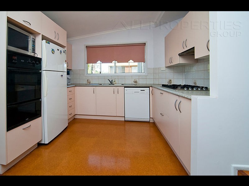 30 Timbertop Ave, Browns Plains QLD 4118