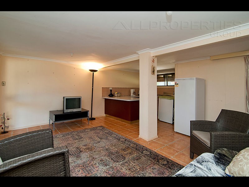 30 Timbertop Ave, Browns Plains QLD 4118