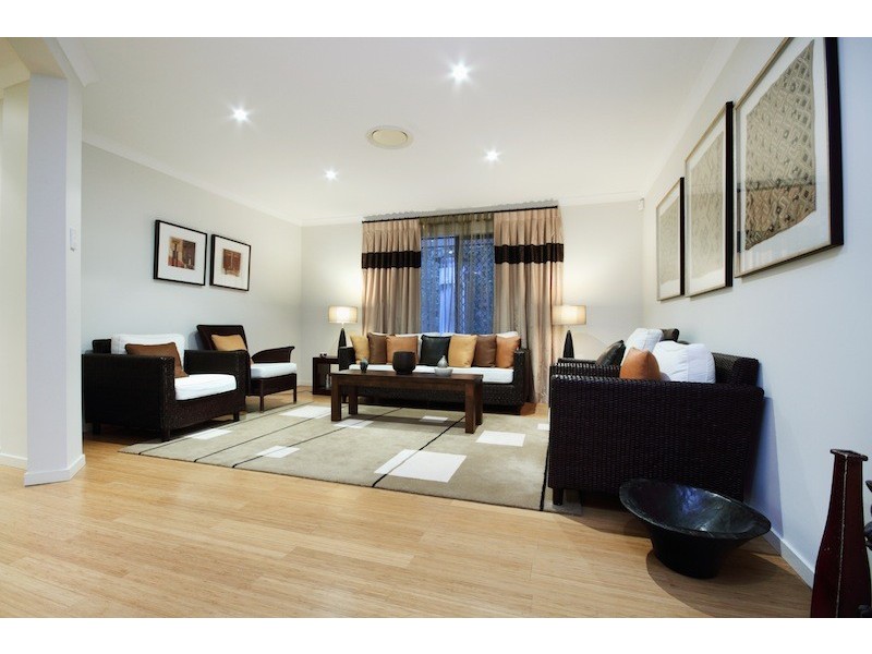 4 Unley Place, Forest Lake QLD 4078