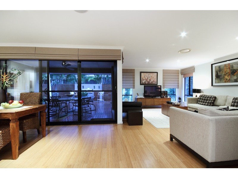 4 Unley Place, Forest Lake QLD 4078
