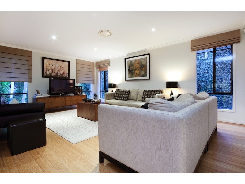 4 Unley Place, Forest Lake QLD 4078