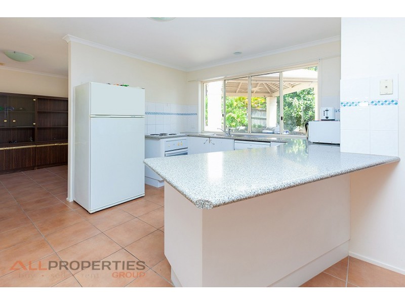 3 Auburn Place, Forest Lake QLD 4078
