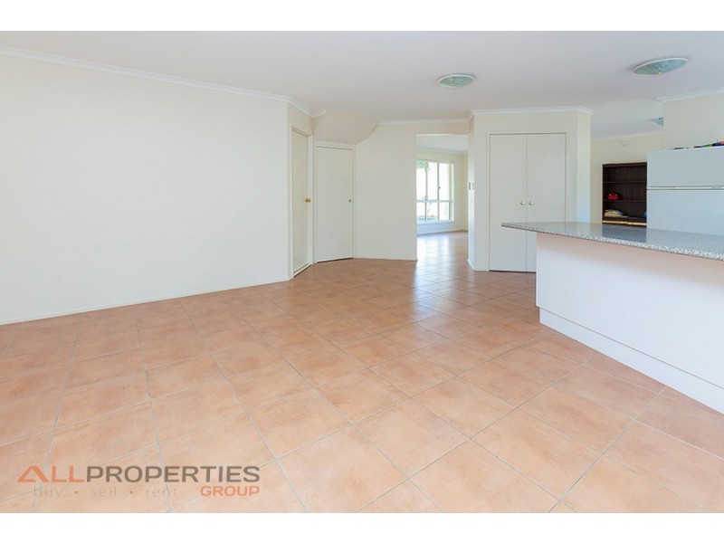 3 Auburn Place, Forest Lake QLD 4078