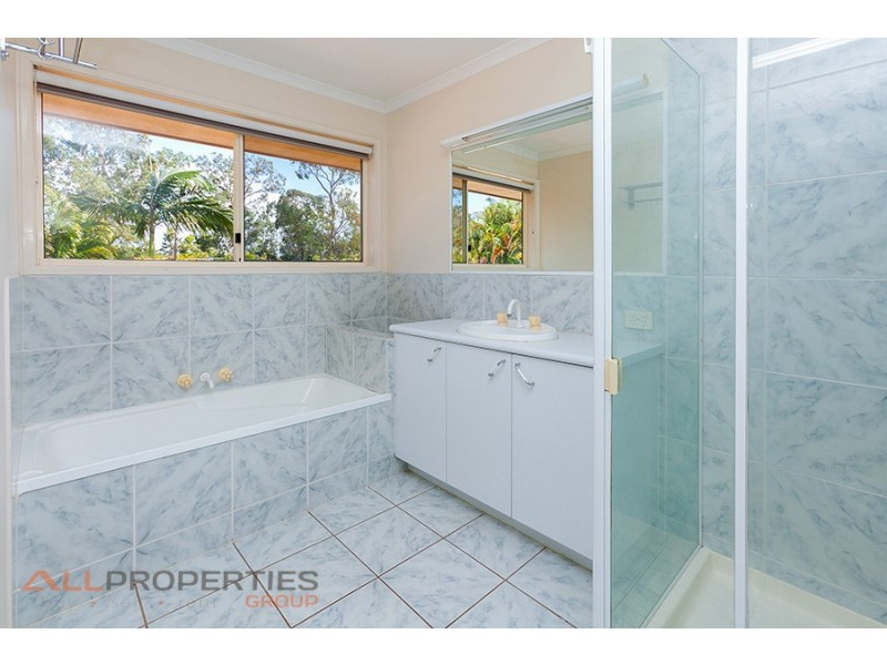 3 Auburn Place, Forest Lake QLD 4078