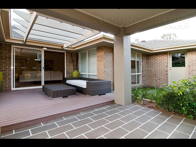 63 Jarvis Road, Waterford QLD 4133