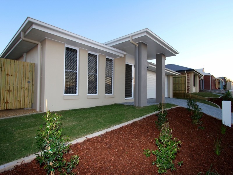 21 Honeypot Avenue, Springfield Lakes QLD 4300