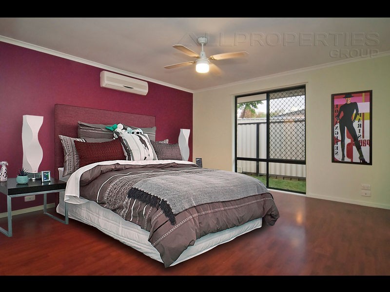 14 MAJESTIC COURT, Regents Park QLD 4118