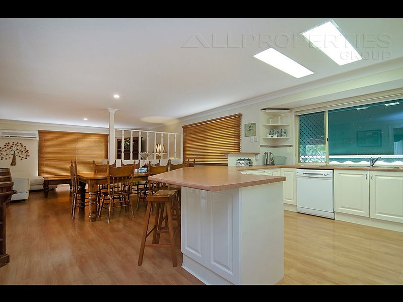 2-8 Palmerston Court, Munruben QLD 4125