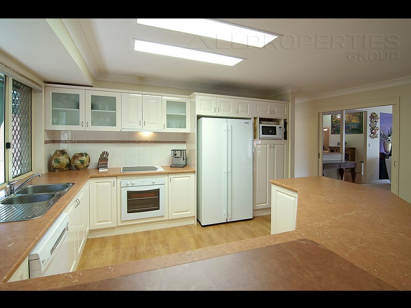 2-8 Palmerston Court, Munruben QLD 4125