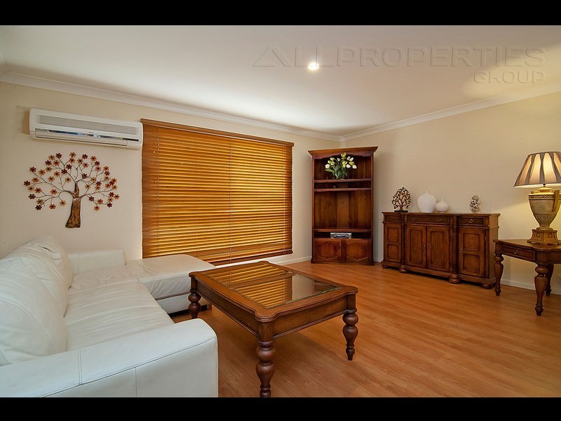 2-8 Palmerston Court, Munruben QLD 4125