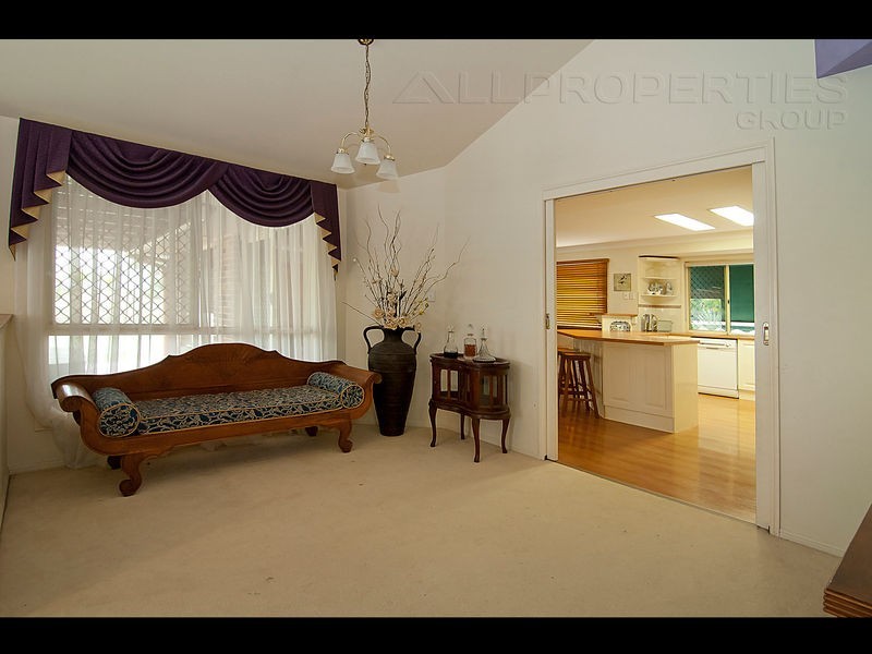 2-8 Palmerston Court, Munruben QLD 4125