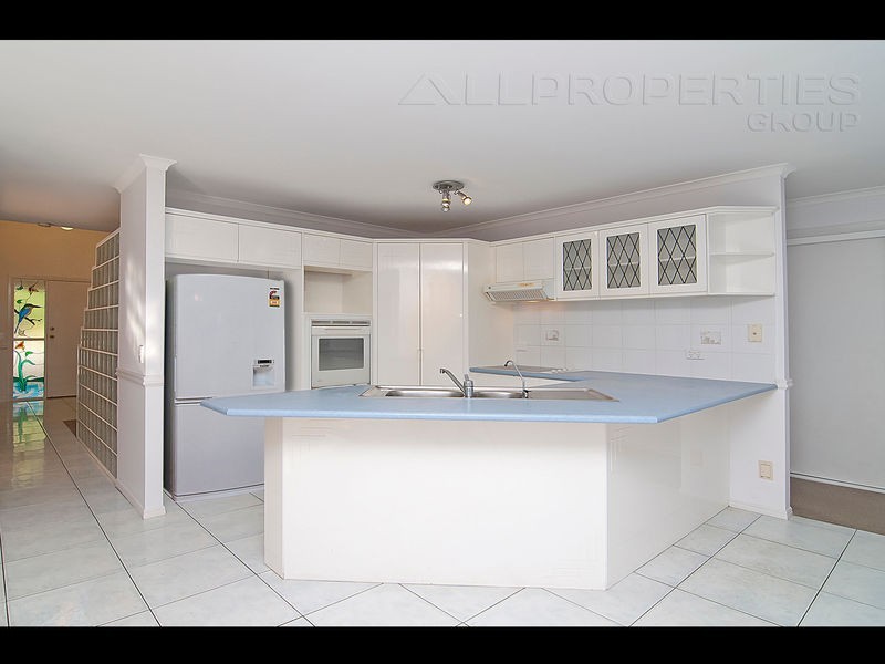 57 Palmerston Court, Munruben QLD 4125