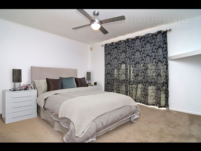 57 Palmerston Court, Munruben QLD 4125