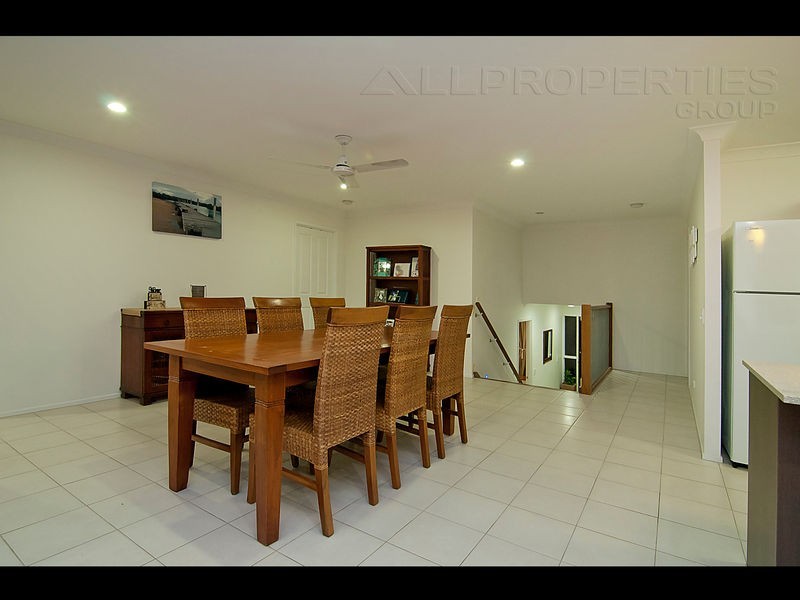 30 Equinox Street, Berrinba QLD 4117