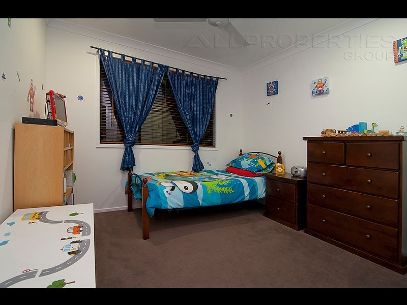 30 Equinox Street, Berrinba QLD 4117