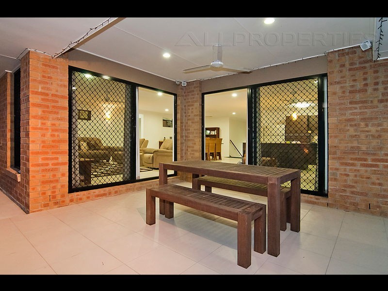 30 Equinox Street, Berrinba QLD 4117