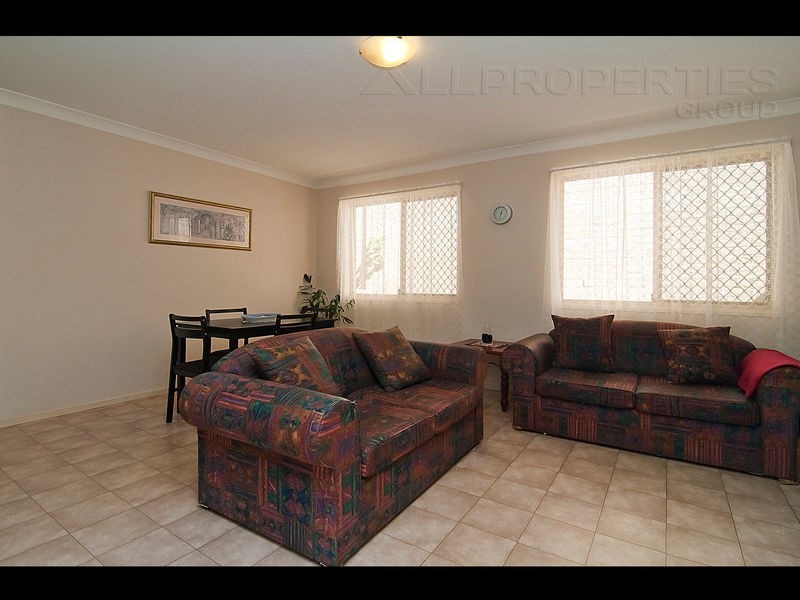 65 Cook St, Forest Lake QLD 4078