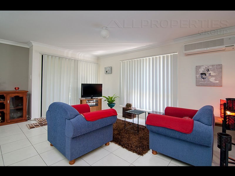 25 DELAFORCE STREET, Regents Park QLD 4118