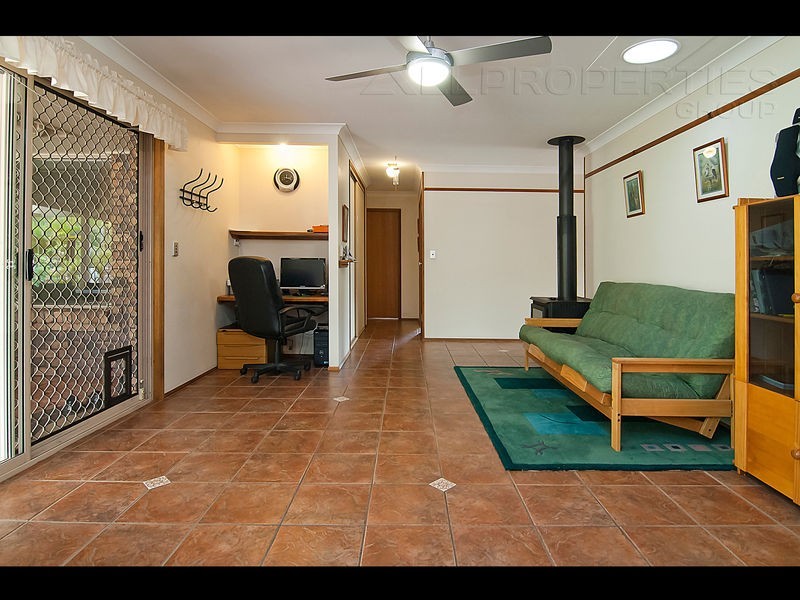 33-35 Cardwell Close, Munruben QLD 4125