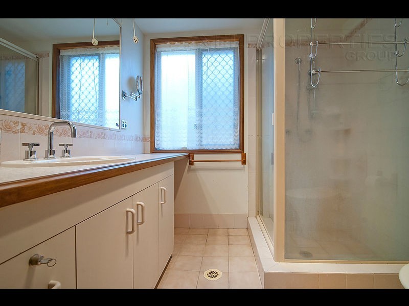 33-35 Cardwell Close, Munruben QLD 4125