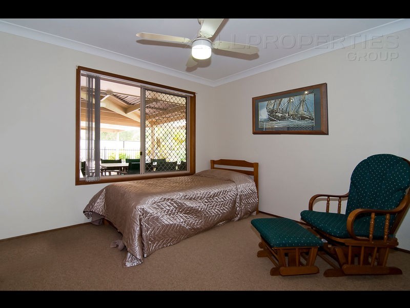 33-35 Cardwell Close, Munruben QLD 4125