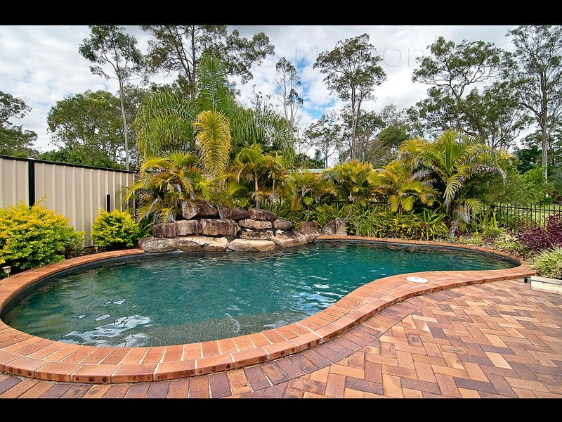 33-35 Cardwell Close, Munruben QLD 4125