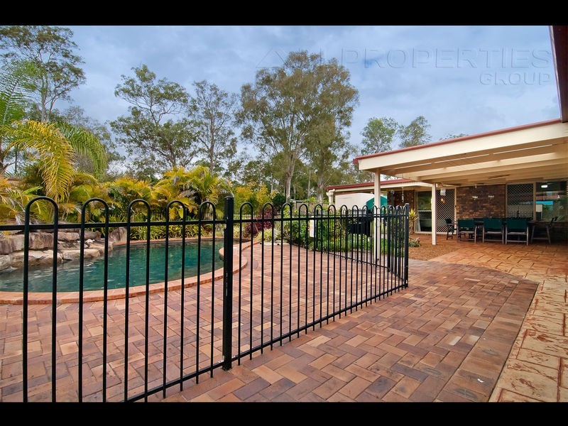 33-35 Cardwell Close, Munruben QLD 4125