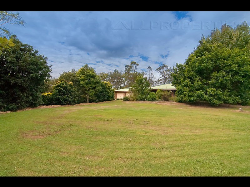 33-35 Cardwell Close, Munruben QLD 4125