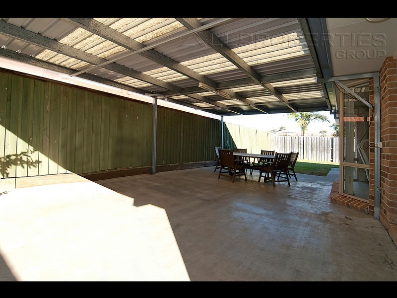 83 Shelduck Place, Calamvale QLD 4116