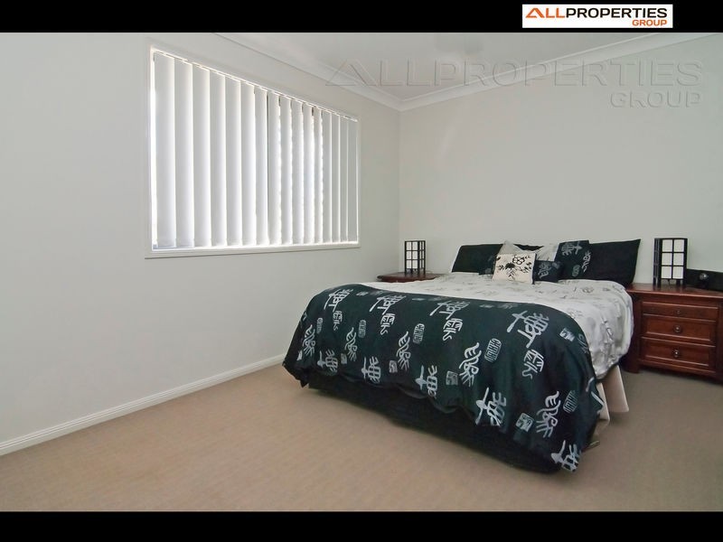 6 Lilly Pilly St, Heathwood QLD 4110