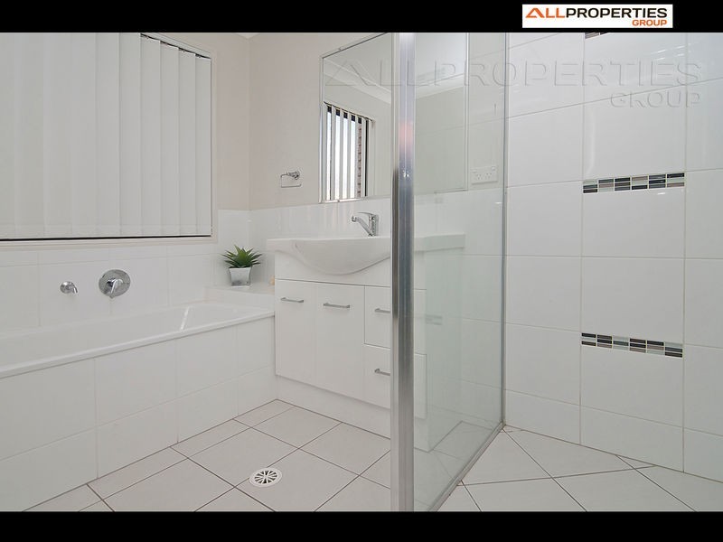 6 Lilly Pilly St, Heathwood QLD 4110