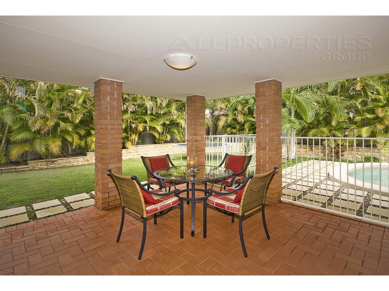 33 Dampier Cres, Drewvale QLD 4116