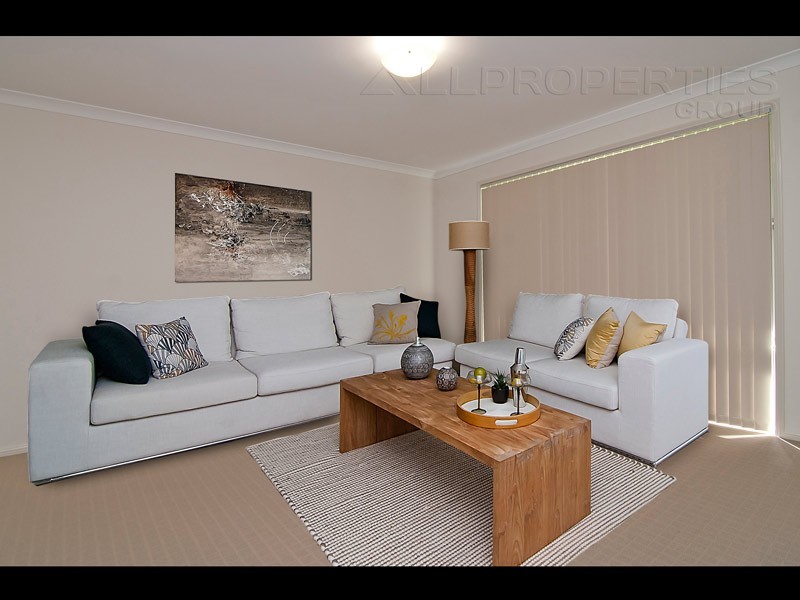 5 Lietzow St, Redbank Plains QLD 4301
