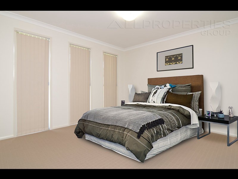 5 Lietzow St, Redbank Plains QLD 4301