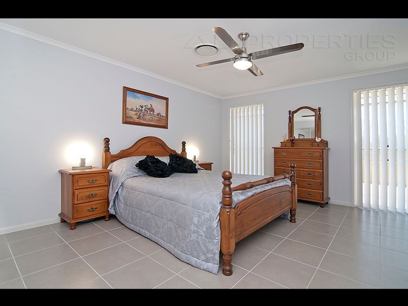 5 Domatia Street, Heathwood QLD 4110