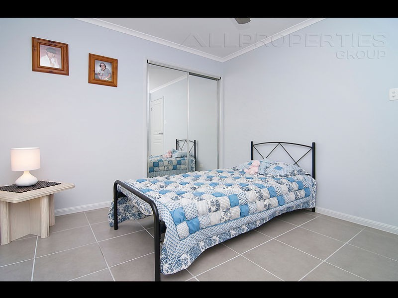 5 Domatia Street, Heathwood QLD 4110