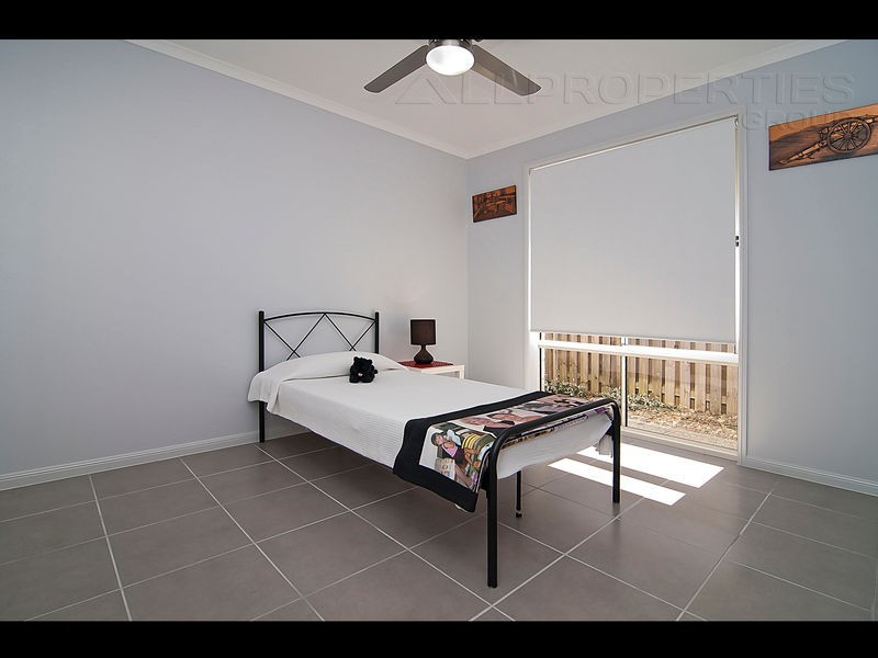 5 Domatia Street, Heathwood QLD 4110