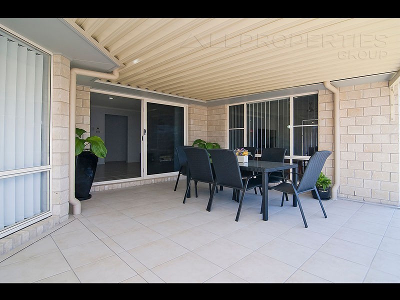 5 Domatia Street, Heathwood QLD 4110