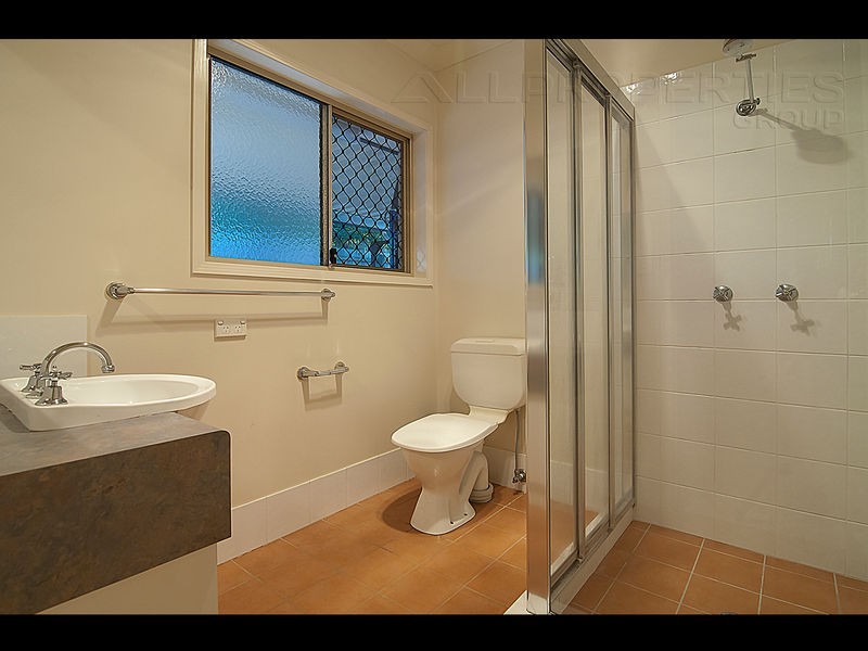 28 Daintree Dve, Parkinson QLD 4115