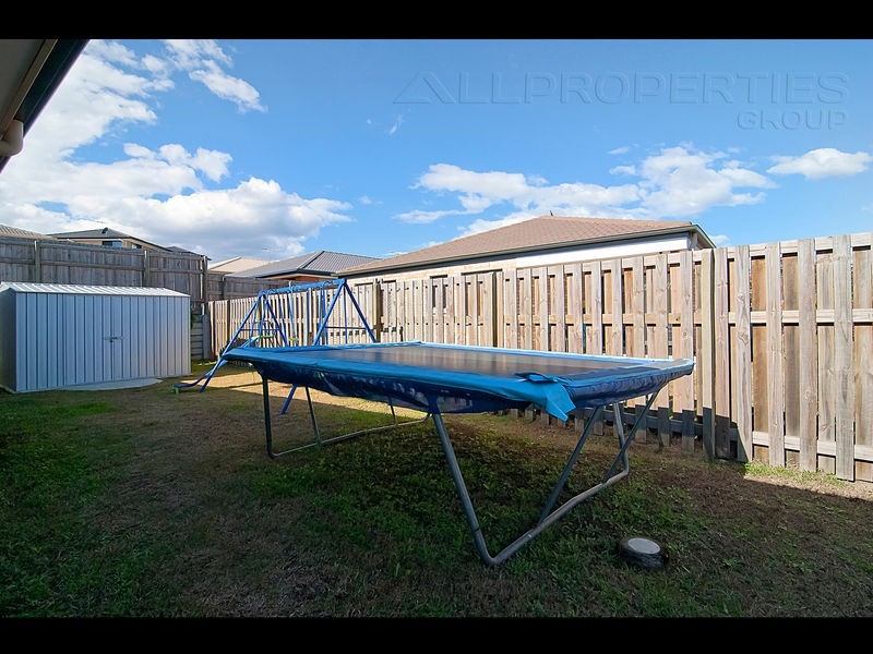 1 Flametree Cres, Berrinba QLD 4117