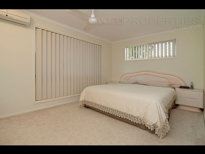 16 DRYADE STREET, Regents Park QLD 4118