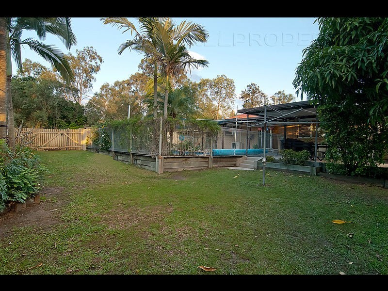 16 DRYADE STREET, Regents Park QLD 4118