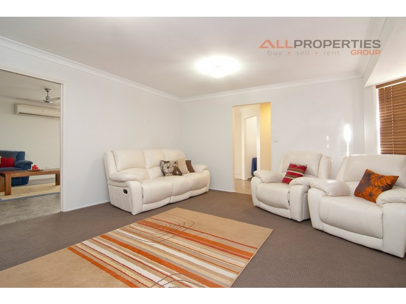 4 Latana Court, Regents Park QLD 4118